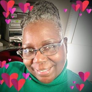 Meet your Posher, Tina